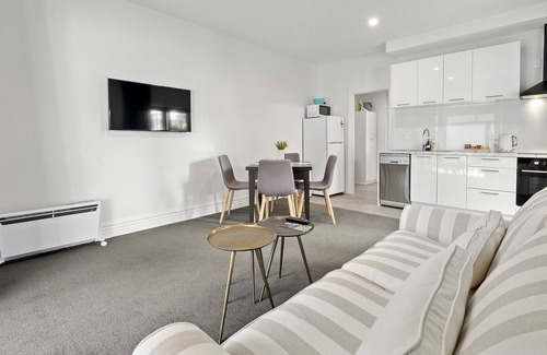 Cardrona Casa | The Sombre Duck - Cardrona Holiday Apartment