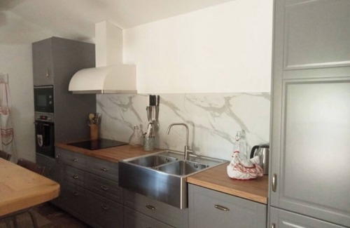 St.-Remy-de-Provence Casa | The song of the cicadas comfortable house