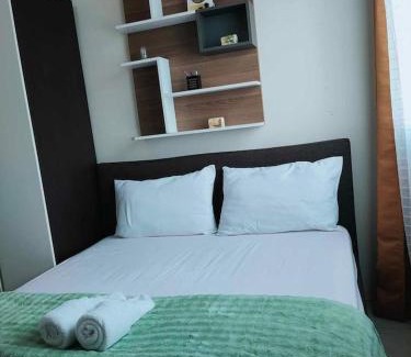San Lorenzo Apartamento | The Sotian Suite the Beacon Tower Amorsolo