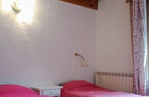 Monetier-les-Bains Chalet De Esquí | The south-facing chalet for 17 people