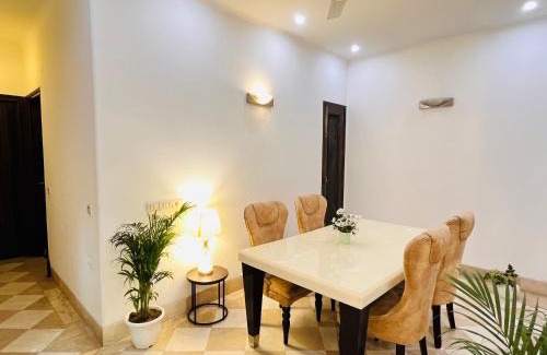 New Delhi Hotel | The South Manor Residency Near AIIMS Hospital New Delhi