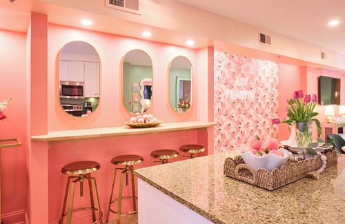 Historic District - North Casa | The Southern Sailor on York Street