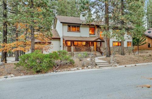 Summit Estates Casa | The Spa at Winterset- Incredible Resort Estate Chalet- Indoor Hot Tub- Games