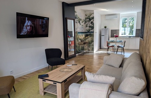 Montlucon Apartamento | THE SPA - VILLA VALMY - HYPERCENTRE