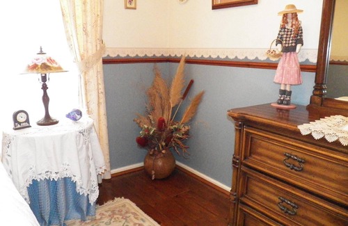 Hillarys Casa | The Spanish Lodge and B&B