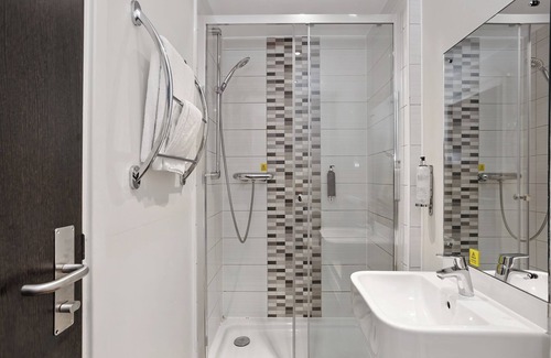 Gilmorton Hotel | Charter Hotel Coventry