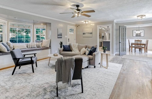 Redding Casa | The Spero Château | Comfortable ^ Spacious