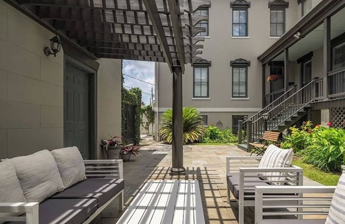 Savannah Victorian District Apartamento | The Squares of Savannah: Modern Chic Apartment by Lucky Savannah