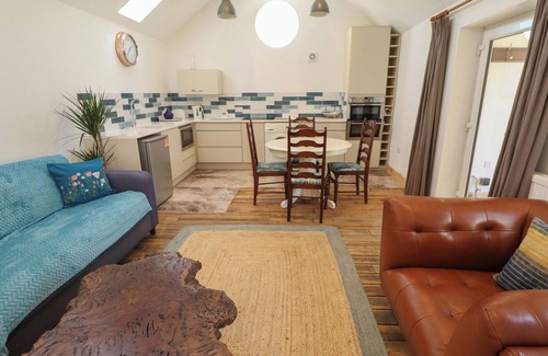 Boston Casa | THE STABLE, pet friendly, with a garden in Mereham Le Fen