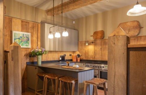 Priors Marston Cabaña | The Stables at Holy Well, Southam- sleeps 4 guests in 2 bedrooms