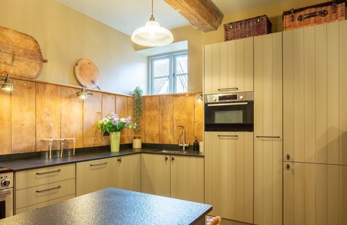 Priors Marston Cabaña | The Stables at Holy Well, Southam- sleeps 4 guests in 2 bedrooms
