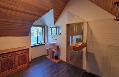 Strath Creek Otro | The Stables - Farm Stay