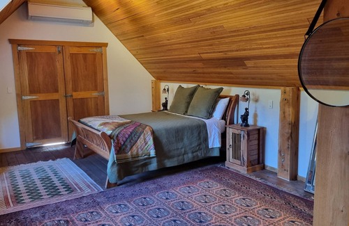 Strath Creek Otro | The Stables - Farm Stay