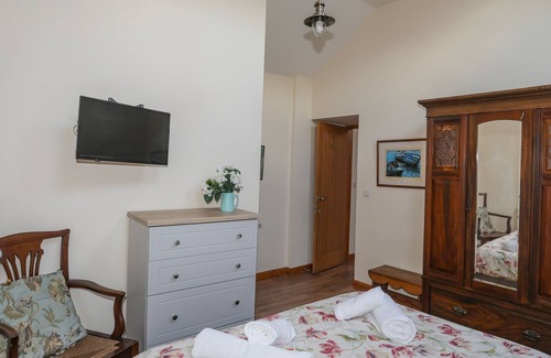 Bodorgan Cabaña | THE STABLES, pet friendly, character holiday cottage in Llangefni