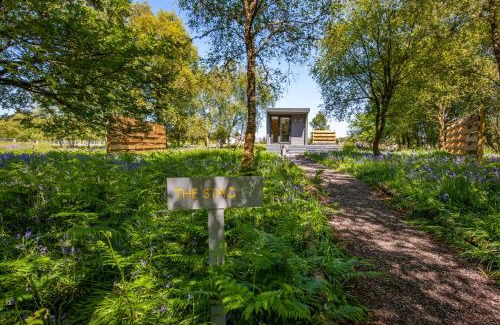 Benderloch Casa | The Stag, Luxury pod with hot tub, Croft4glamping