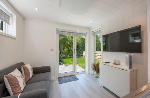 Benderloch Casa | The Stag, Luxury pod with hot tub, Croft4glamping