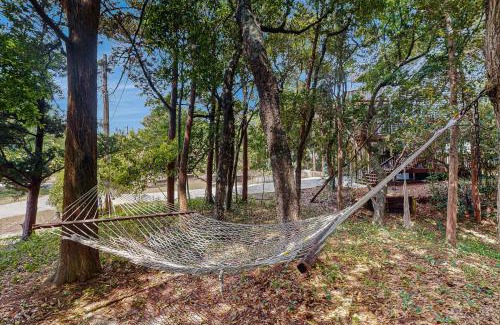Emerald Isle Casa | The Stanley Cottage (upstairs)