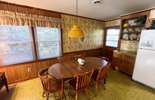 Emerald Isle Casa | The Stanley Cottage