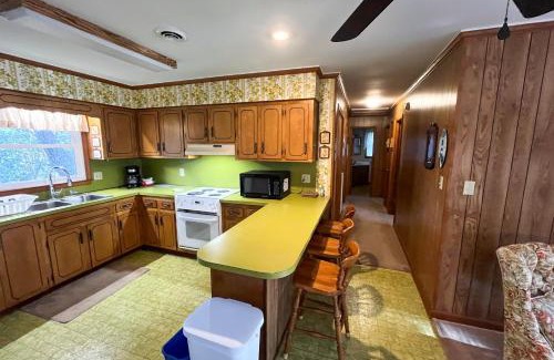 Emerald Isle Casa | The Stanley Cottage