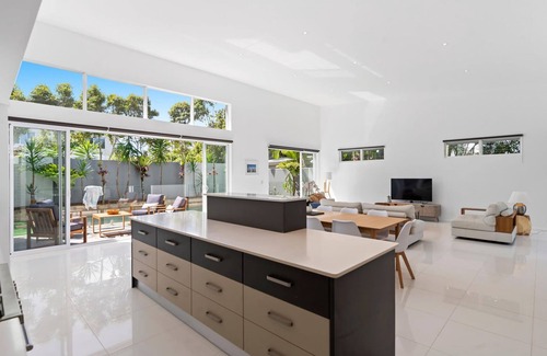 Kingscliff Casa | The Station- 6Bed home sleeping 13 guest comfortably