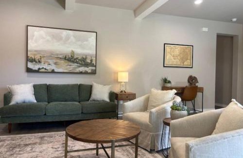 Wellborn Casa | The Station House, near Kyle Field and campus
