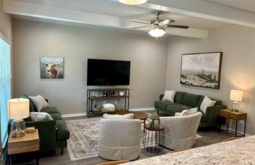 Wellborn Casa | The Station House, near Kyle Field and campus