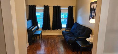 Shelburne Casa | The Stirton House