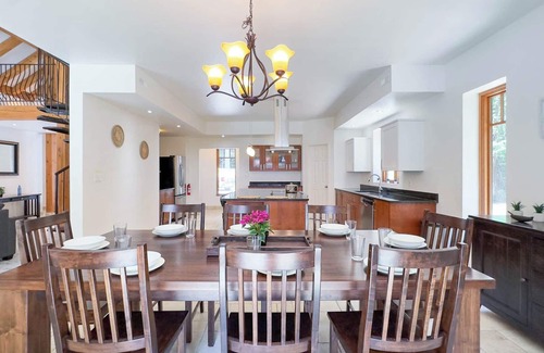 Bayfield Cabaña | the Stonewood, New Hot Tub! King Bed!