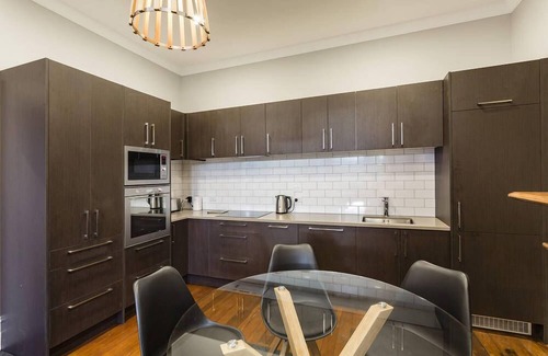 Dunedin City Centre Casa | The Stuart St Terraced House