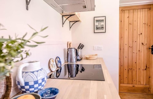 Woodbridge Casa | The Studio, Hoo
