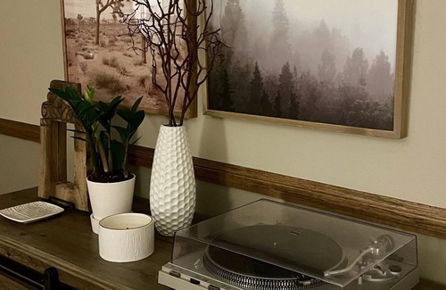Sturgis Casa | The Sturgis Reserve - Cozy town home at the gateway to the Black Hills!
