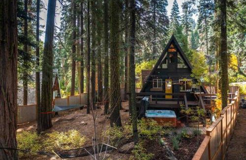 Timberland Chalet De Esquí | The Sugar Pine Speakeasy