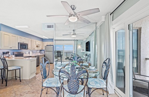 Upper Grand Lagoon Condominio | The Summit 632 | 2 Bed, 2 Bath