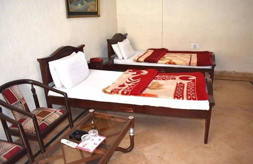 G-6 Sector Casa | The Sun Guest House