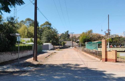 Burra Casa | The Sunday School Cottage on the Heysen Trail