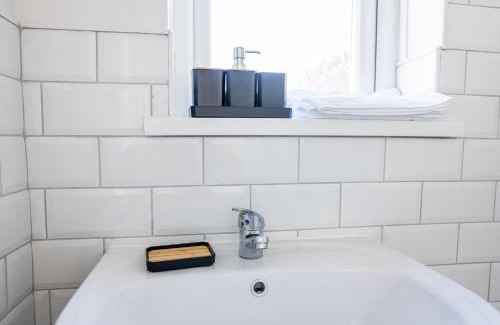 Sunderland Casa | The Sunderland Spot Family & Work Ready