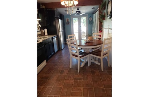 Lower Township Casa | The Sunflower Bungalow SPRING SPECIAL! MARCH AND APRIL! DISCOVER CAPE MAY!
