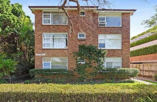 Mosman Apartamento | The Sunlit Fern Minutes from Dining and Coastline