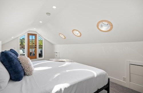 Sunnyside Casa | The Sunny 2 Suites 10 Pax Pet Friendly Stay