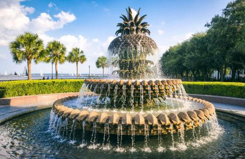 Pelican Bay Casa | The Sunny Side
