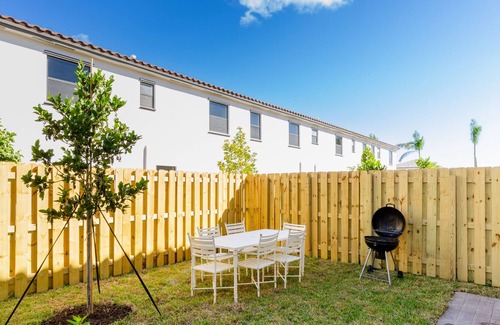 Princeton Casa | The Sunnyside Glamorous Home 4BR New MIA