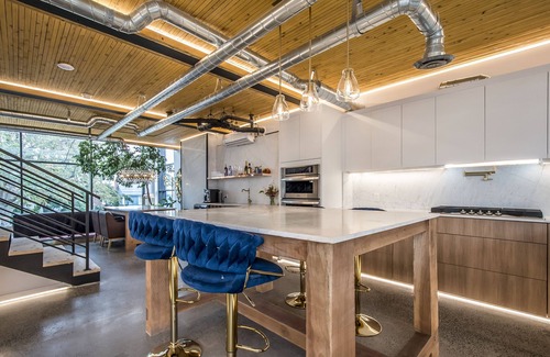 North End Apartamento | The Sunrise Queen - Boutique Guest Suites
