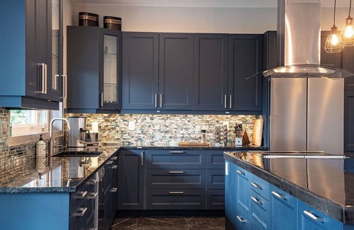 Revelstoke Apartamento | The Sunset Spa, a one of a kind vacation rental