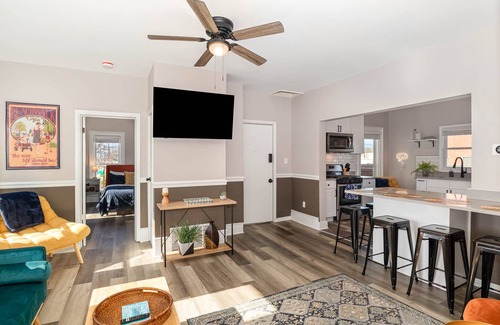 Michigan City Apartamento | The Sunshine House: Scenic Skies Unit