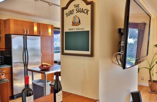 Outer Sunset Casa | The Surf Shack - Beachfront urban Oasis, Hot Tub