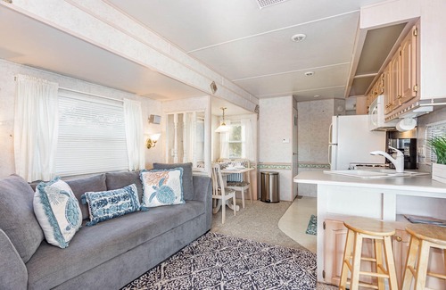 Sandbridge Cabaña | The Surf Shack H2O! Radiant Rich Sunsets From Back Back Bay to Sandbridge Beach!