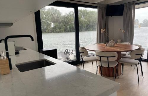 Dordrecht Alquiler De Eote | The Sustainable Saek Sneekermeer