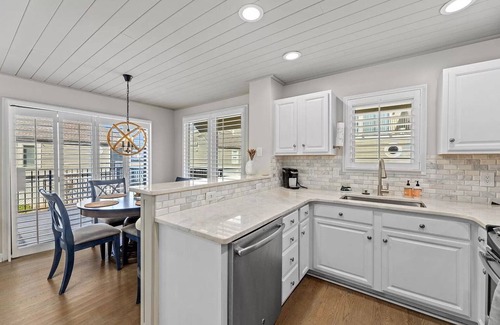 North Myrtle Beach Casa | “THE SWEEET LIGHT” WITH AMAZING VIEWS OF INTRACOASTAL 3BR 3B wBONUS RM Sleeps 8