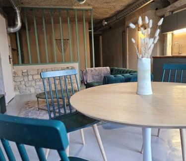 Saint-Etienne-de-Chigny Apartamento | The Sweet Cave