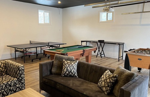 Collingwood Chalet De Esquí | The Sweet Spot -HOT TUB /SAUNA & GAMES ROOM!